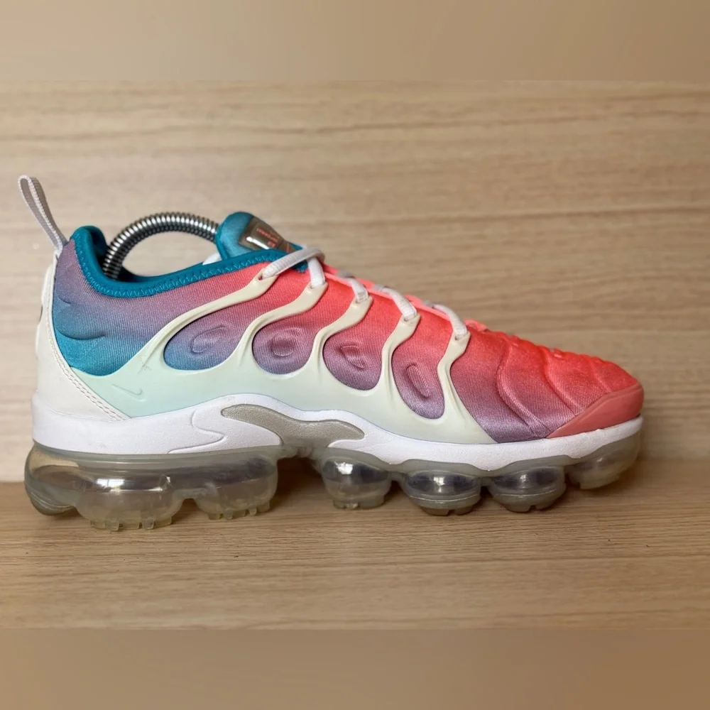 Nike Air Vapormax Plus Lava Glow